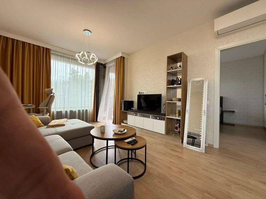 Дава се под наем Двустаен апартамент в София, Бояна - 85 кв.м за 1095.99 € - Снимка #1