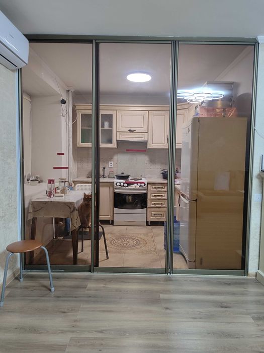 Раздвижные двери стеклянные