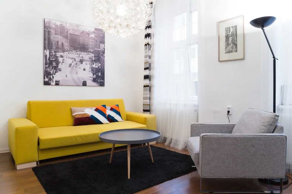 Дава се под наем Двустаен апартамент в Пловдив, Каменица 2 - 57 кв.м за 331.5 € - Снимка #1