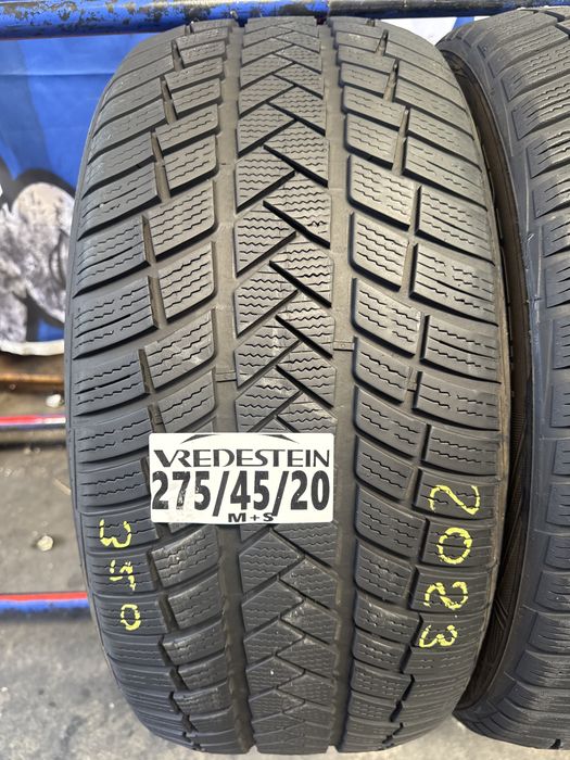 275/45/20 Vredestein M+S