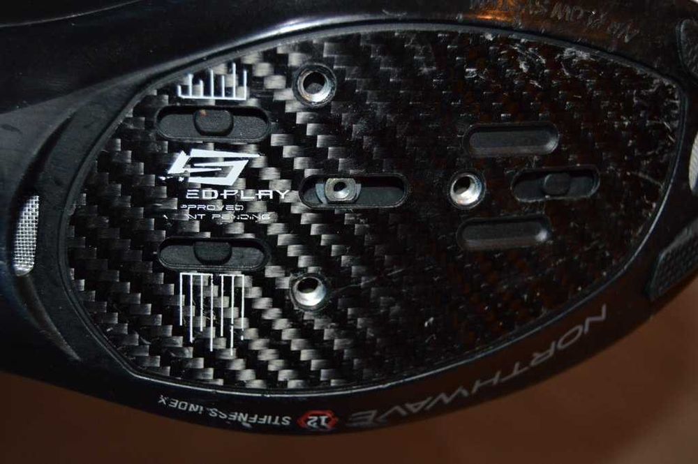 Pantofi Ciclism Șosea Northwave Storm Carbon - Mărimea 45 (29 cm), Talpă Carbon Index 12, Închidere Micrometrică
