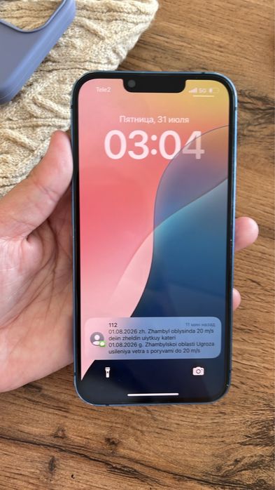 Iphone 13 в хорошем состояний