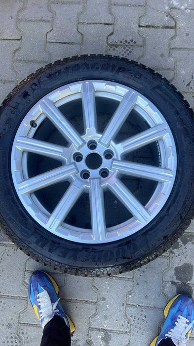 Roti cu jante aliaj R20 cu, cauciucuri de iarna noi