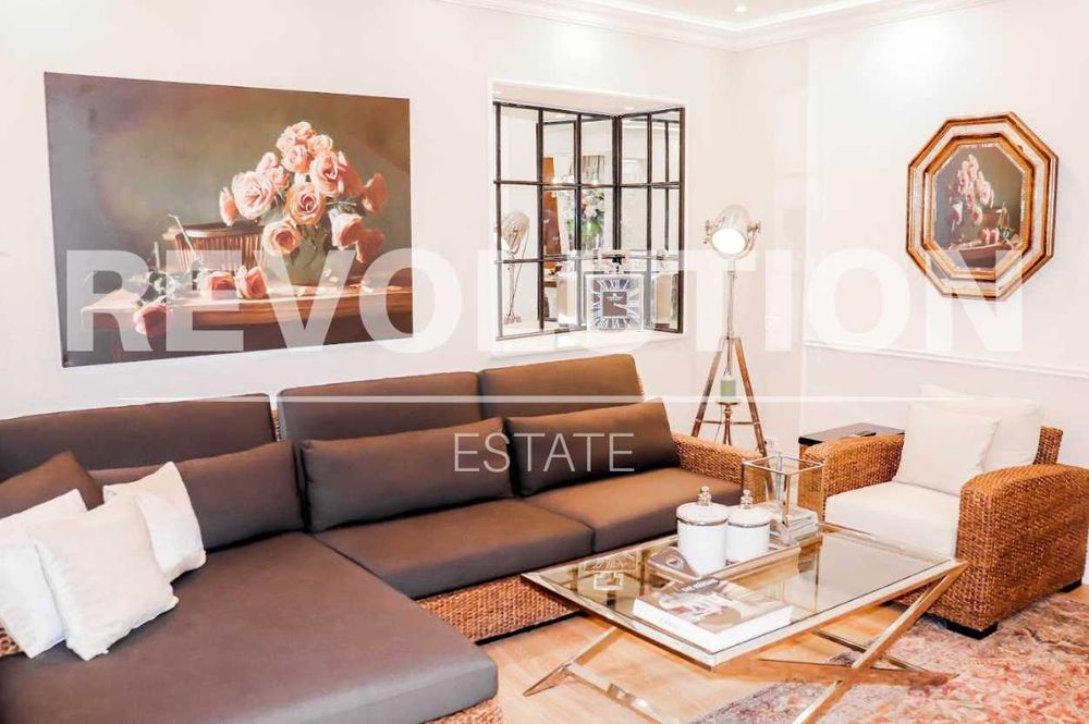 Луксозен тристаен апартамент в района на Гръцки квартал/ С почистване!