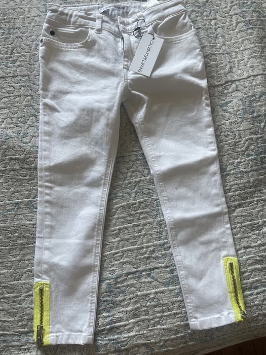 Calvin Klein 128см