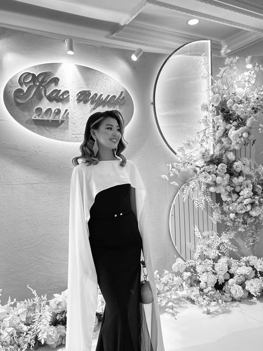 продам вечерние платья