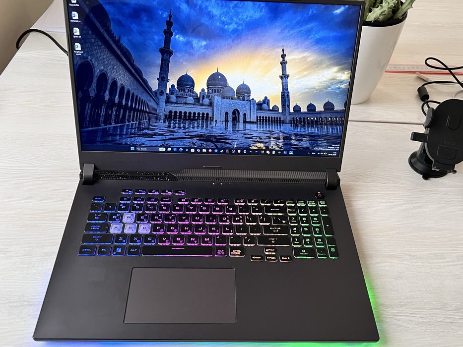 Asus rog strix g17