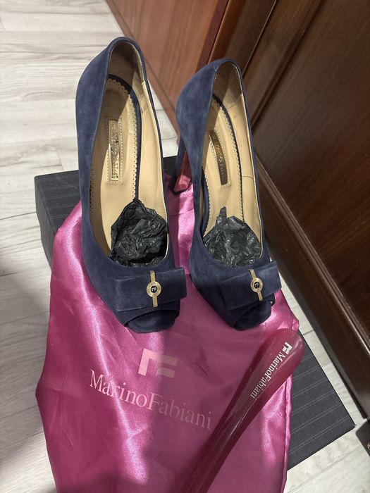 Срочно продам туфли