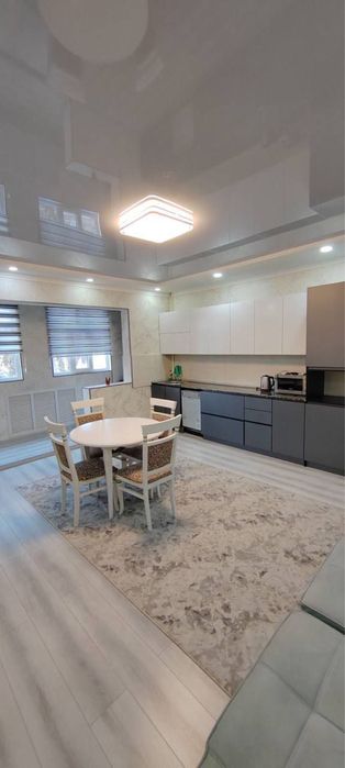 Аренда 2*3 комнатной квартиры Метро Амир Темур Вестминистрский Универ.