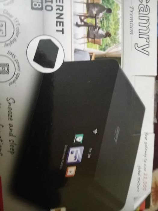 Vând radio internet Camry