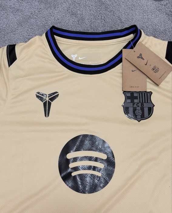 Tricou fotbal.