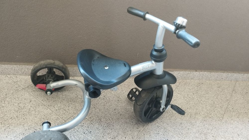 Триколка Lorelli