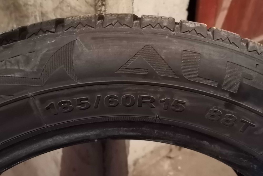 Продавам 4 броя Зимни гуми 185.60.15 на 1 сезон дот 2023