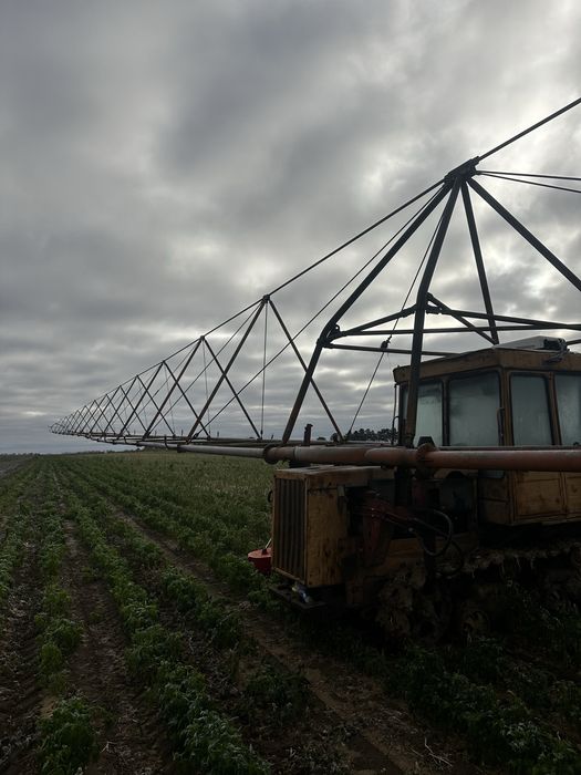 Продам трактор дт75 с дождевальным агрегатом ДДА100