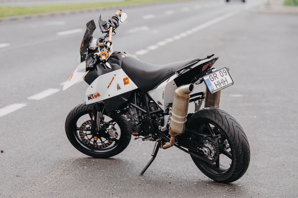 Vând KTM 690, an 2007