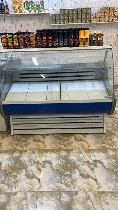 Продам холодильник витринный ларь