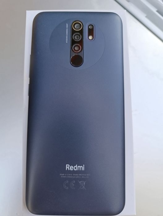 Xiaomi Redmi 9 + калъф