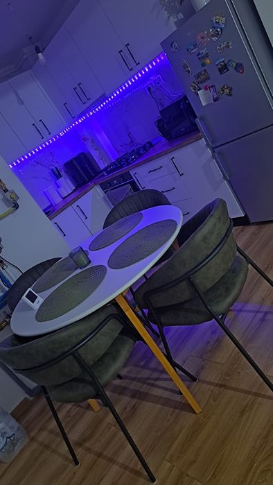 Vând apartament cu 3 camere