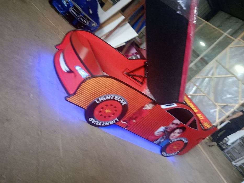 Bolalar uchun MOSHINA-KRAVAT