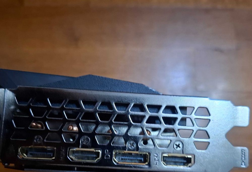 Продавам видео карта Rtx 3070 Gaming OC 8GB