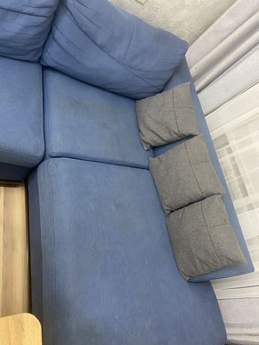 Углавой 4х местный диван