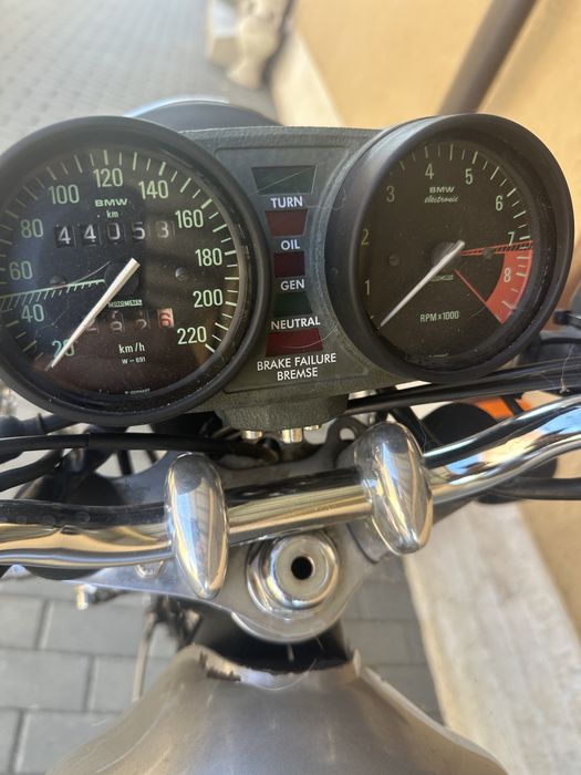 Motocicleta. BMW R 100