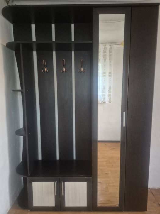 Продам прихожку хорошую
