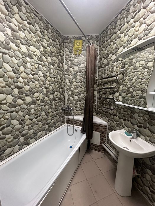 Продам Трехкомнатную квартиру