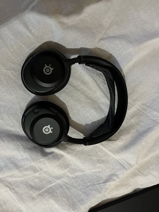 Наушники SteelSeries Nova 1