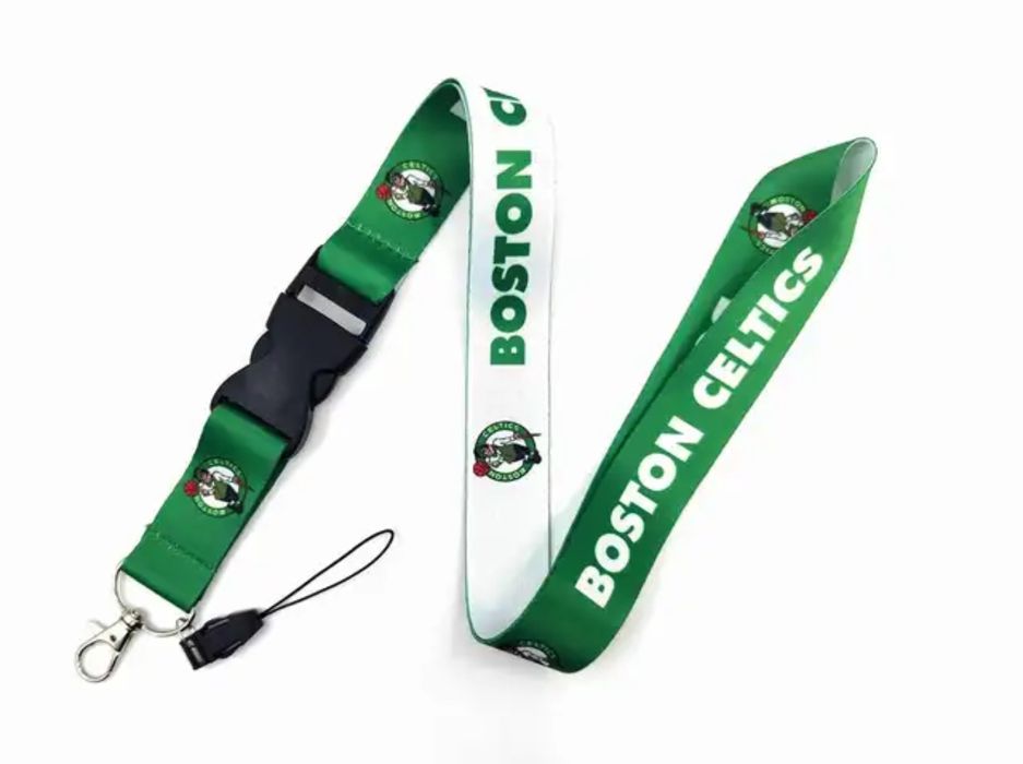 NBA Official Basketball връзки за баджове и ключове