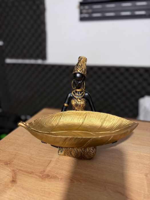 Ornament statuie lucrata manual