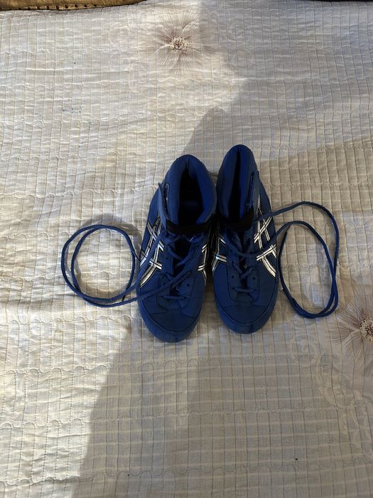 Продажи борцовки и одежду