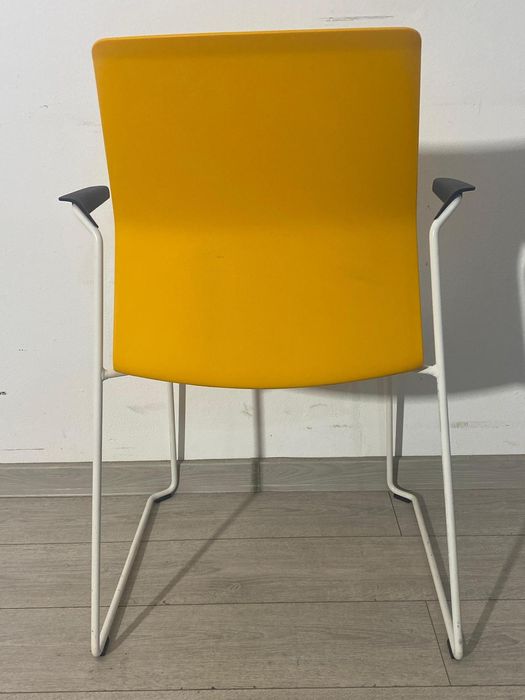 11 Buc. Scaun tip Scoică Sală de Mese