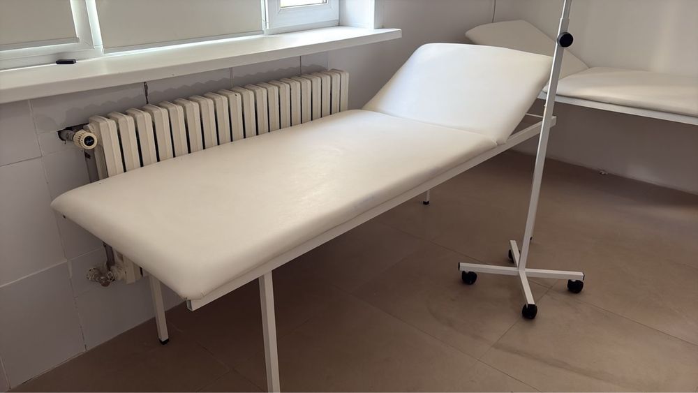 Продам кушетки медицинские