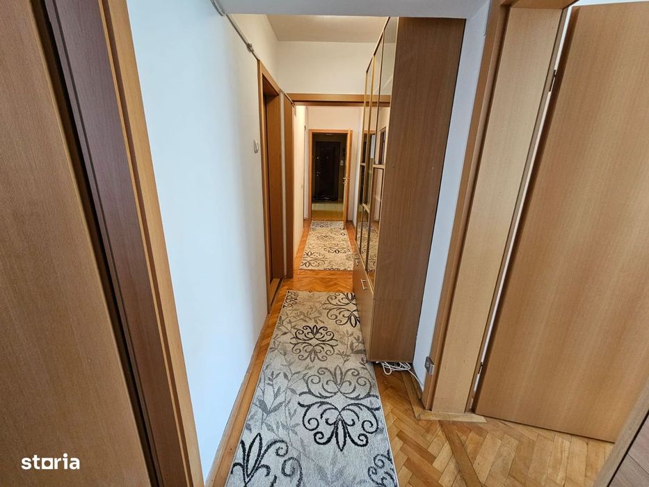 Apartament 3 camere Centru Civic !