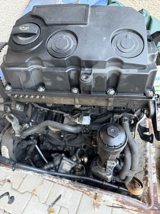 Двигател BMW 320 и Golf 5 – налични
