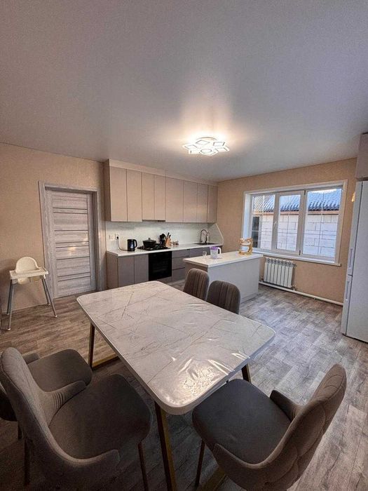 Продам супер Дом в Якоре 140 квадратов