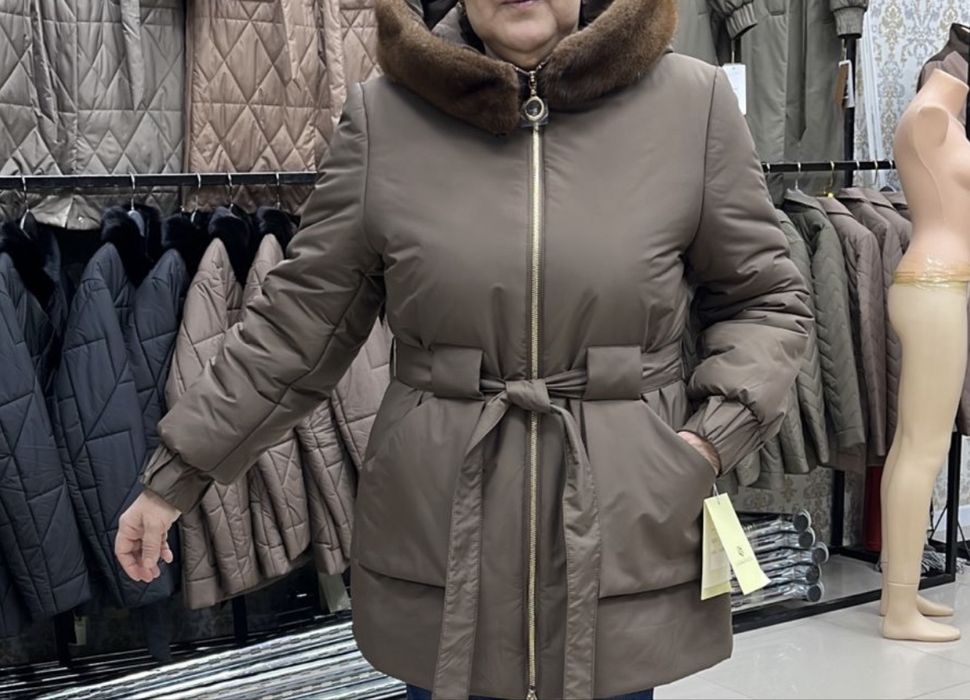 Зимний куртка сатылады