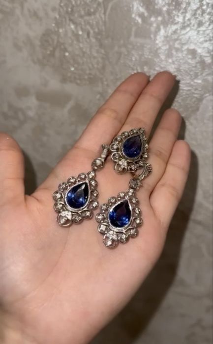 Золотые серьги с кольцом Хюрем