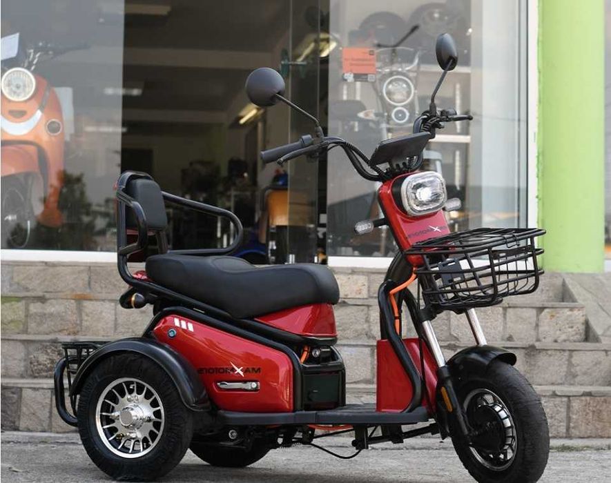 MaXmotors Двуместна електрическа триколка Pudding 1800W-48V-20Ah-RED