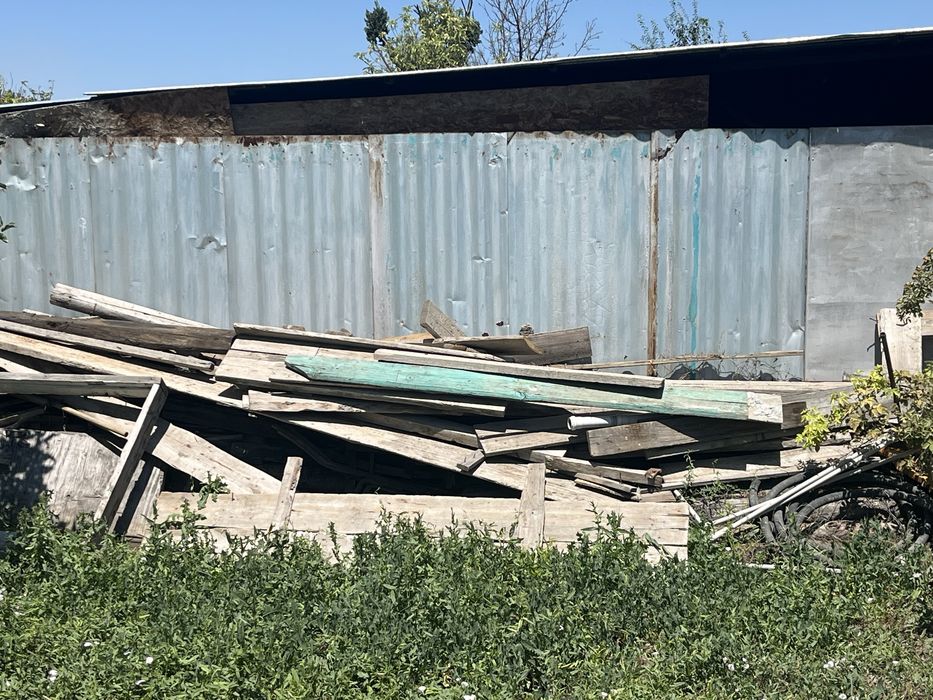 Продаю обрезанные куски для дров