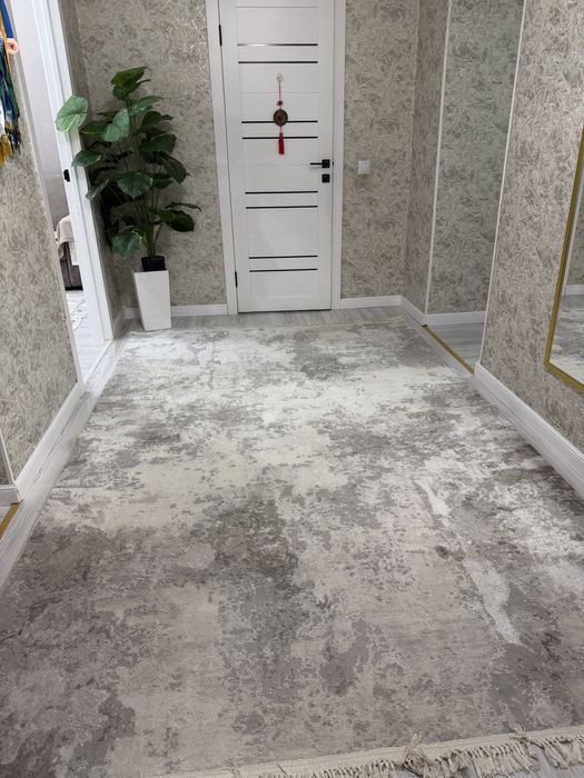 ковер 2*3 в отличном состояний