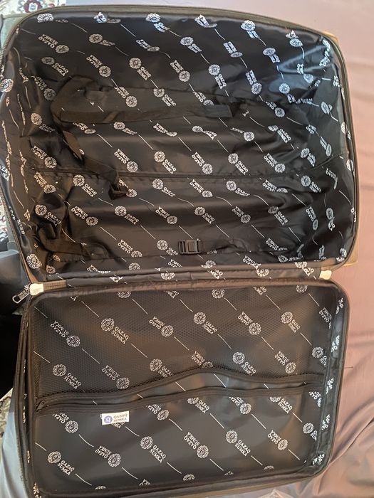 Чемодан большой