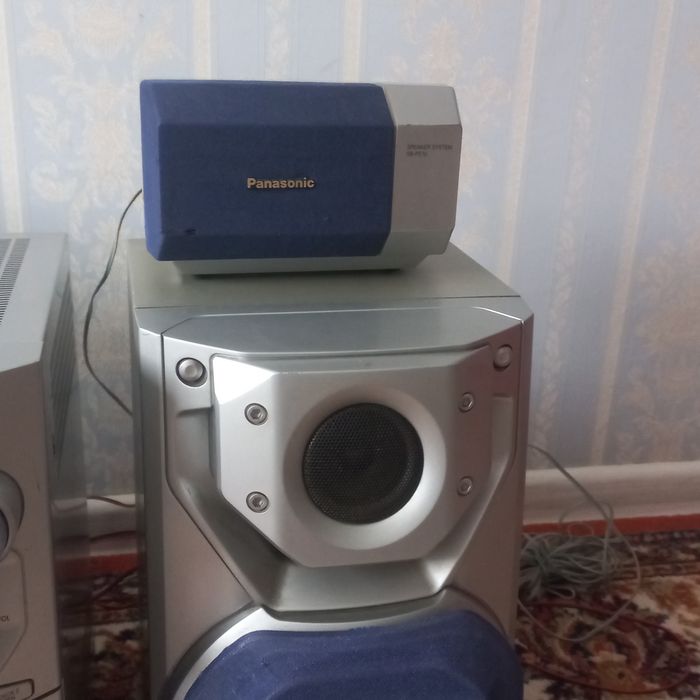 Продам музыкальный центр Панасоник.
