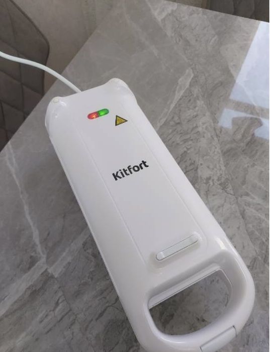 Вафельница kitfort