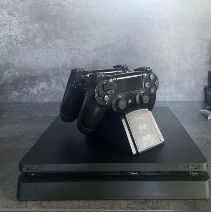 PlayStation 4 slim