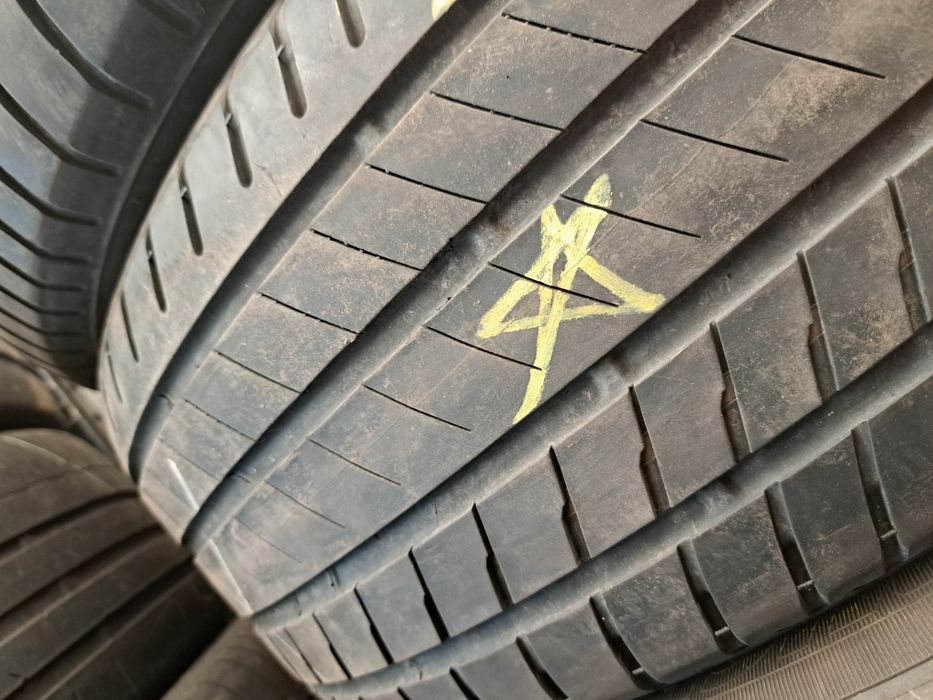 2 anvelope 245/50 R19 Bridgestone steluța Bmw