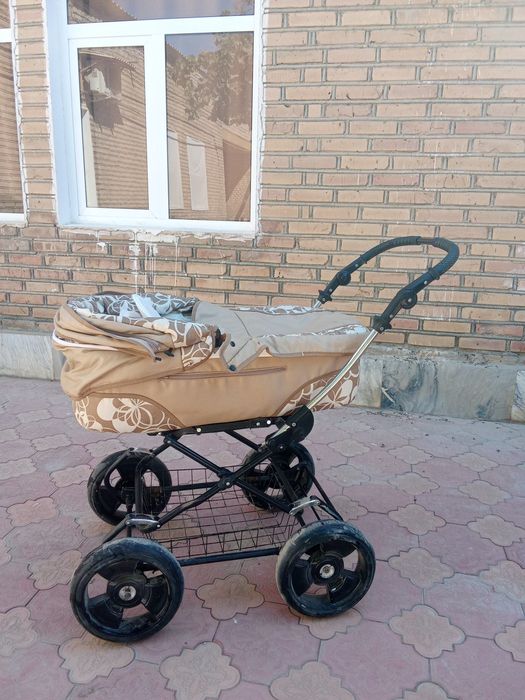 Коляска для новорожденных