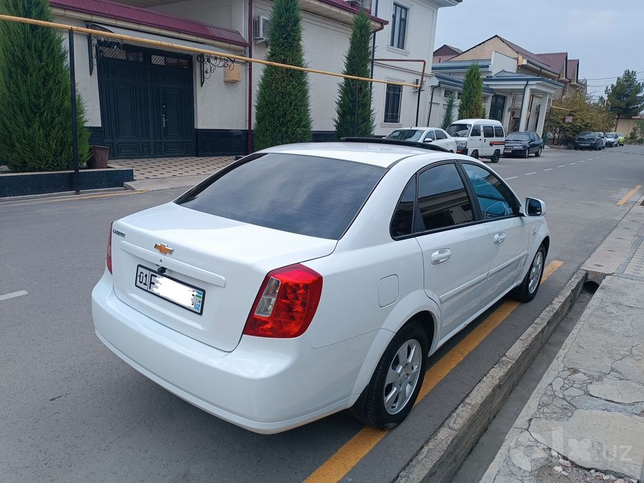 Jentra 3 pozitsiya avtomat 2022