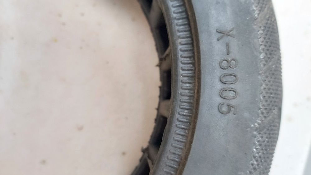 Шина   на  электросамокат